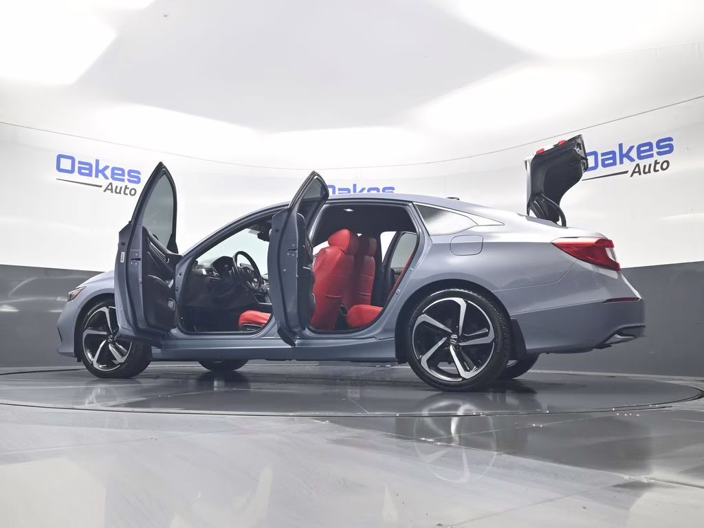 2022 Sonic Gray Pearl Honda Accord Hybrid Sport FWD Sedan