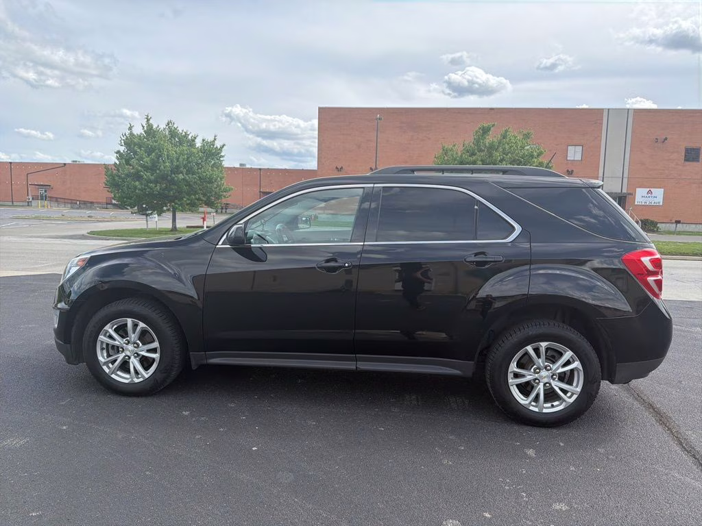 2017 Mosaic Black Metallic Chevrolet Equinox LT AWD SUV