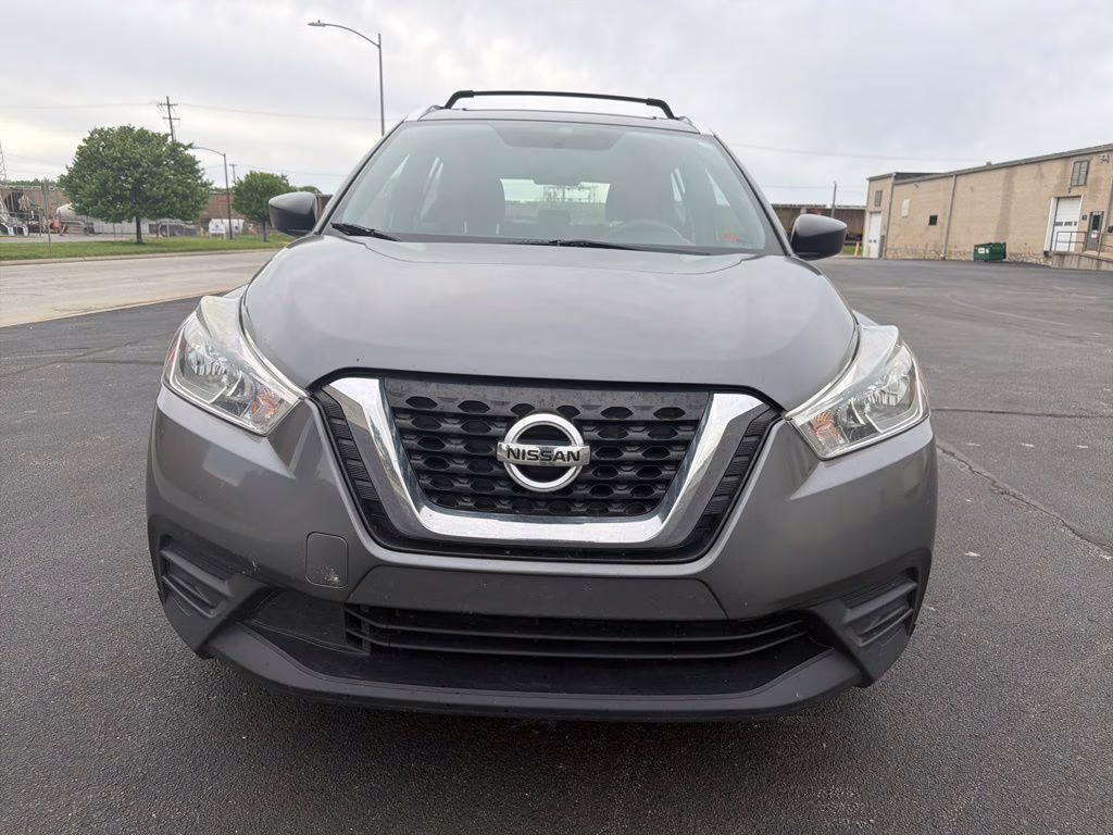 2018 Gun Metallic Nissan Kicks S FWD SUV