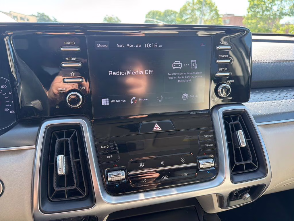 2021 Glacial White Pearl Kia Sorento S AWD SUV