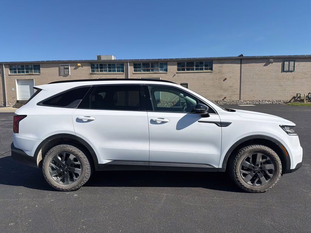 2021 Glacial White Pearl Kia Sorento S AWD SUV