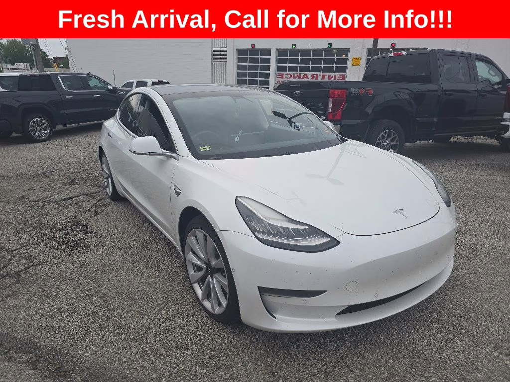 2020 Pearl White Multi-Coat Tesla Model 3 Standard Range Plus RWD Sedan