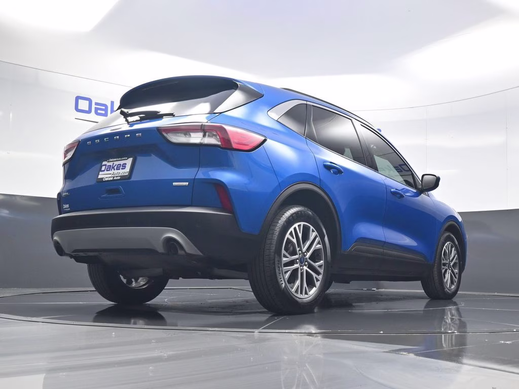 2020 Blue Metallic Ford Escape SEL FWD SUV