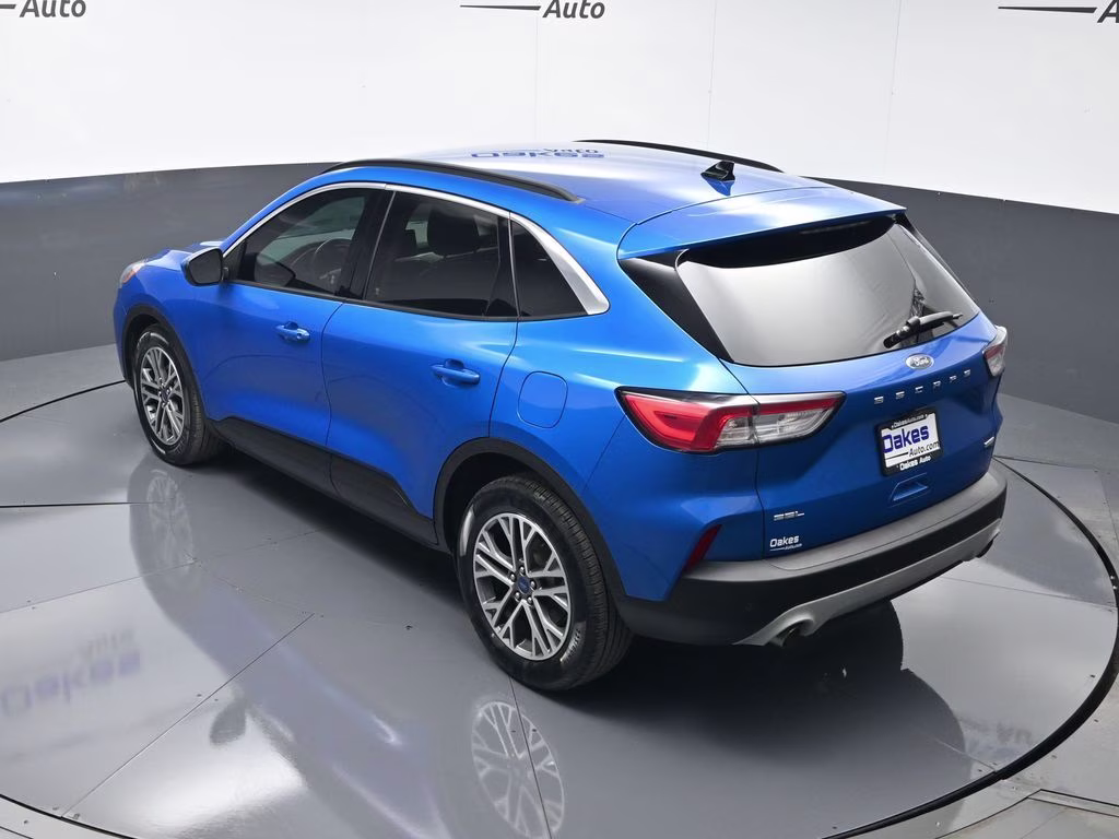 2020 Blue Metallic Ford Escape SEL FWD SUV