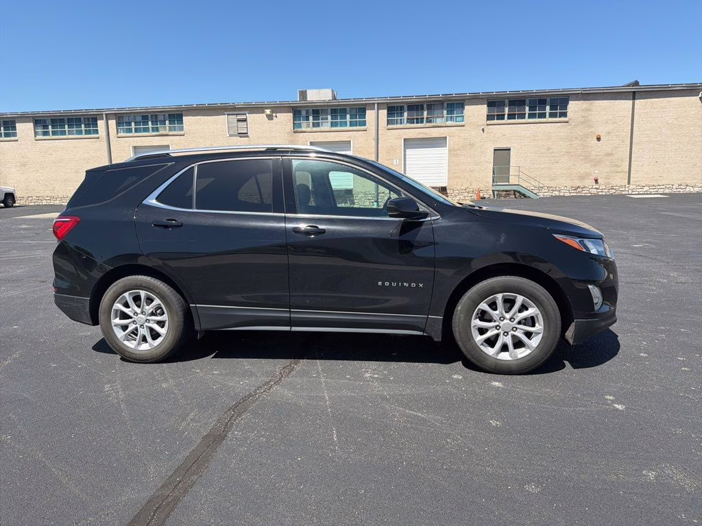 2020 Mosaic Black Metallic Chevrolet Equinox LT AWD SUV