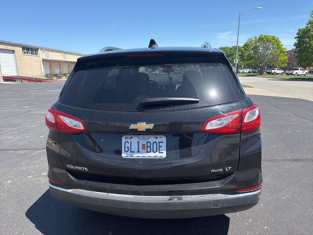 2020 Mosaic Black Metallic Chevrolet Equinox LT AWD SUV