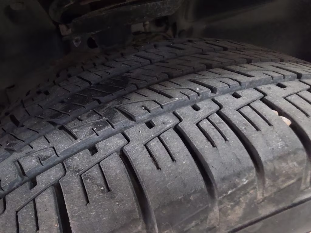 2022 Sting-Gray Clearcoat Jeep Cherokee Limited 4X4 SUV