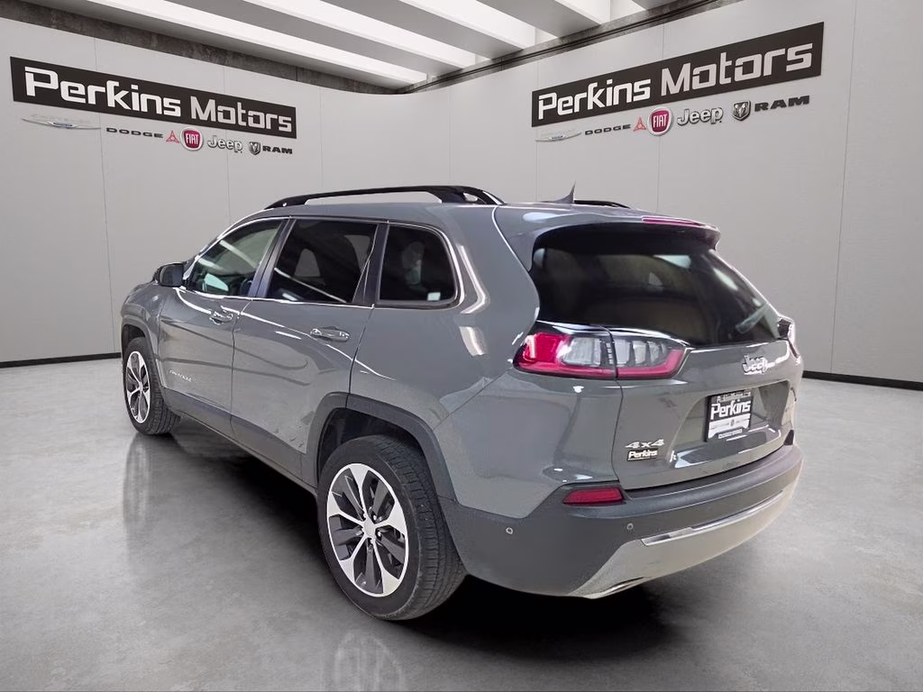 2022 Sting-Gray Clearcoat Jeep Cherokee Limited 4X4 SUV