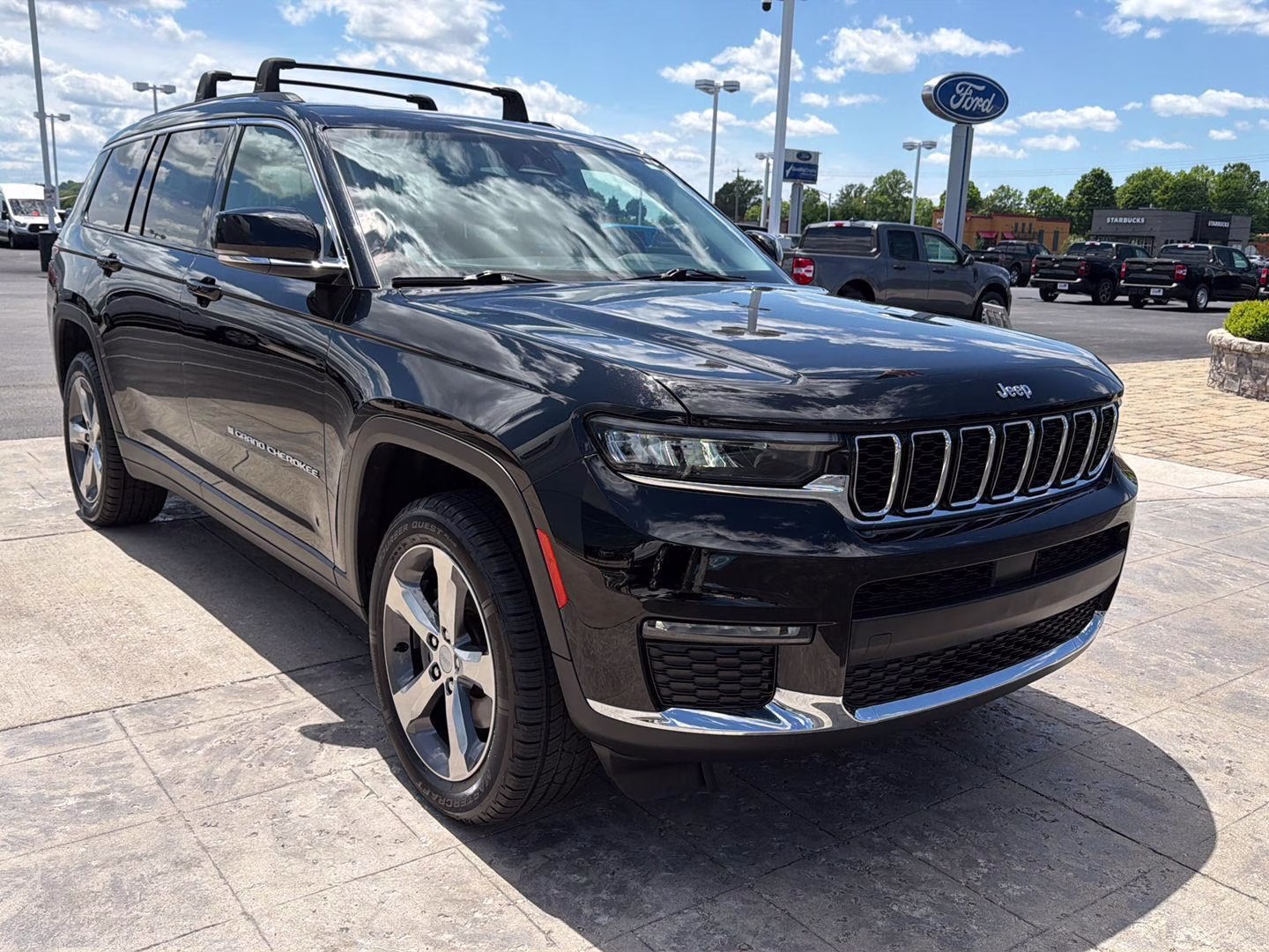 2021 Bright White Clearcoat Jeep Grand Cherokee L Limited 4X4 SUV