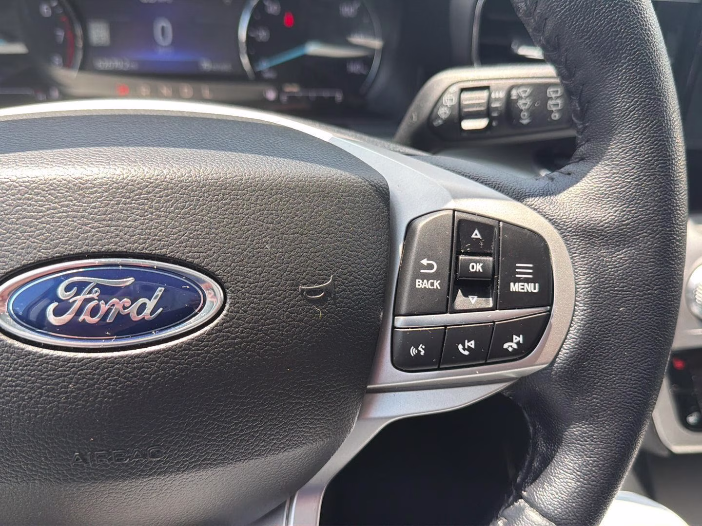 2022 Iconic Silver Ford Explorer XLT 4X4 SUV