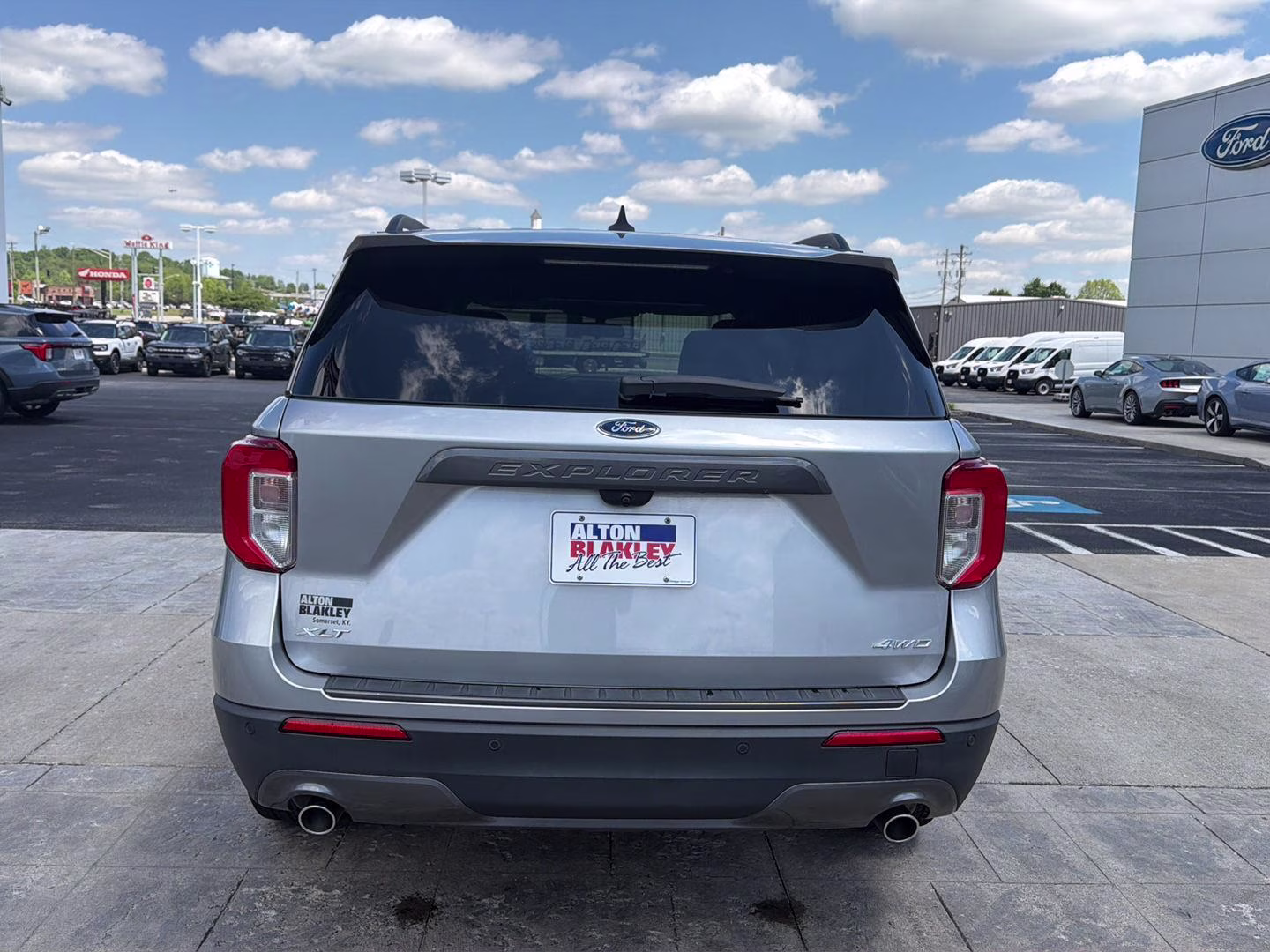 2022 Iconic Silver Ford Explorer XLT 4X4 SUV