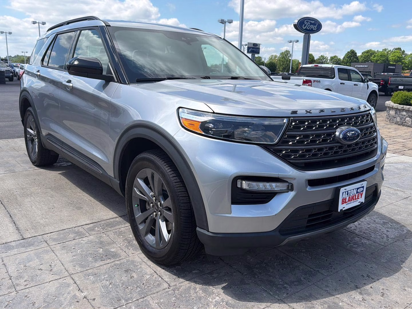 2022 Iconic Silver Ford Explorer XLT 4X4 SUV