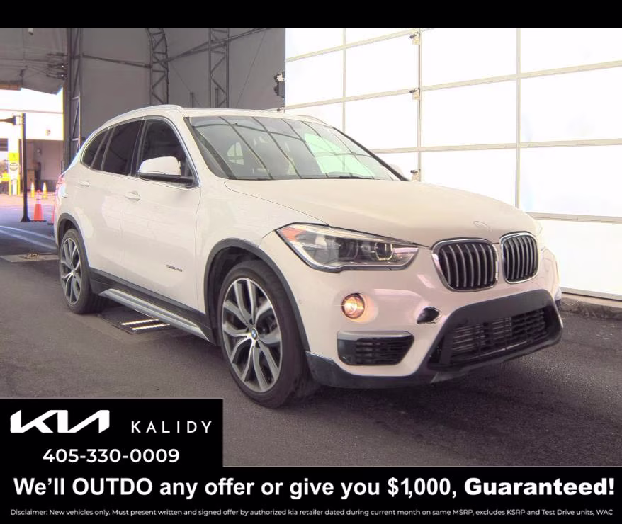 2017 Mineral White Metallic BMW X1 sDrive28i FWD Sports Activity Vehicle