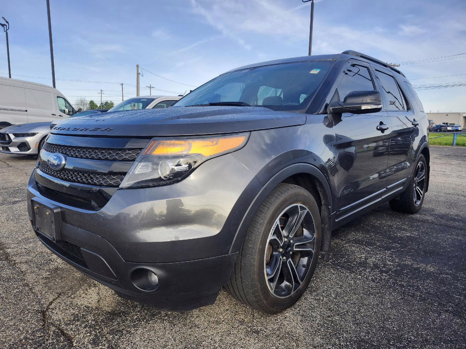 2015 Magnetic Metallic Ford Explorer Sport 4X4 SUV