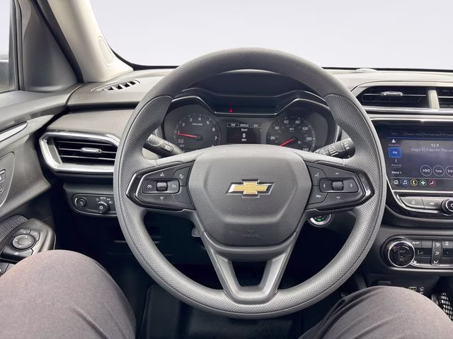 2023 Black Metallic Chevrolet Trailblazer LT FWD SUV