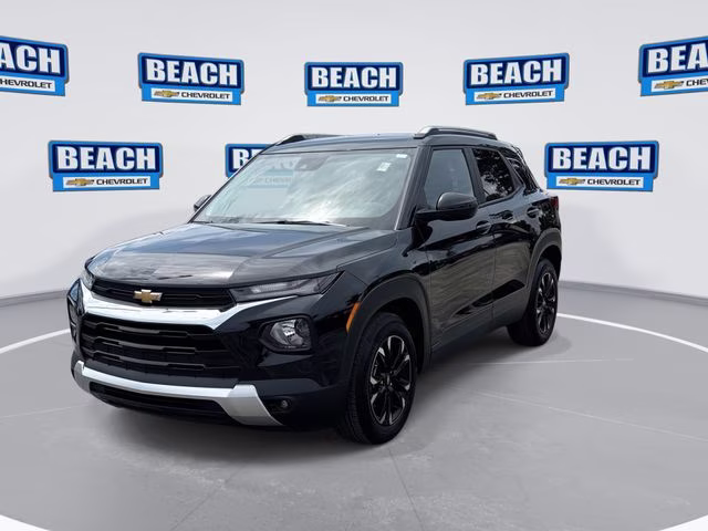 2023 Black Metallic Chevrolet Trailblazer LT FWD SUV