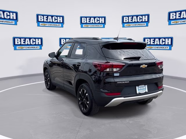 2023 Black Metallic Chevrolet Trailblazer LT FWD SUV