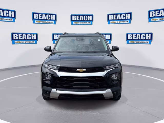 2023 Black Metallic Chevrolet Trailblazer LT FWD SUV