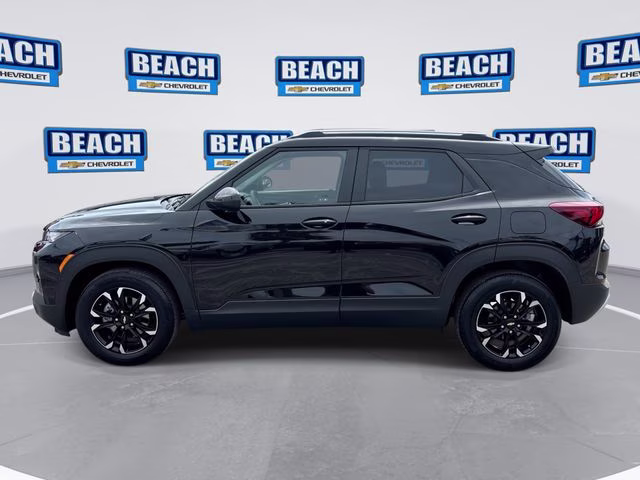 2023 Black Metallic Chevrolet Trailblazer LT FWD SUV