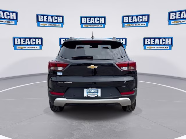 2023 Black Metallic Chevrolet Trailblazer LT FWD SUV