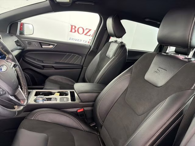 2023 Rapid Red Metallic Tinted Clearcoat Ford Edge ST AWD SUV