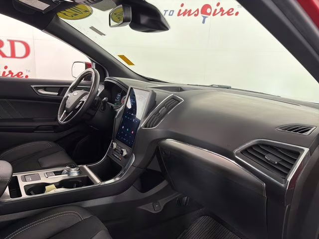 2023 Rapid Red Metallic Tinted Clearcoat Ford Edge ST AWD SUV