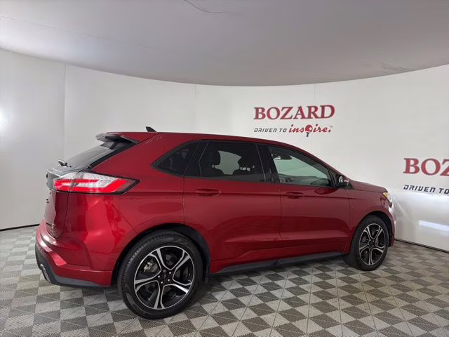 2023 Rapid Red Metallic Tinted Clearcoat Ford Edge ST AWD SUV