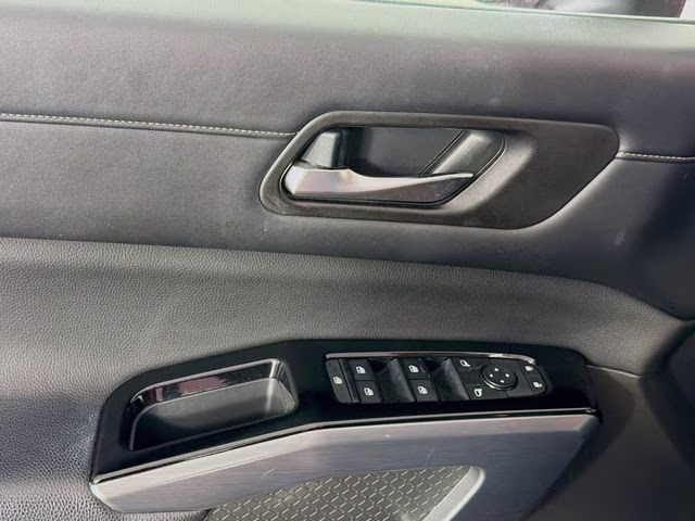2022 Scarlet Nissan Pathfinder SL FWD SUV