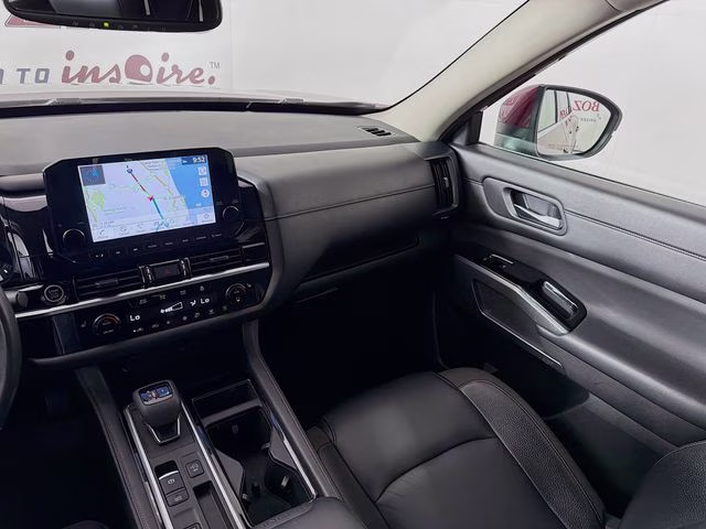 2022 Scarlet Nissan Pathfinder SL FWD SUV