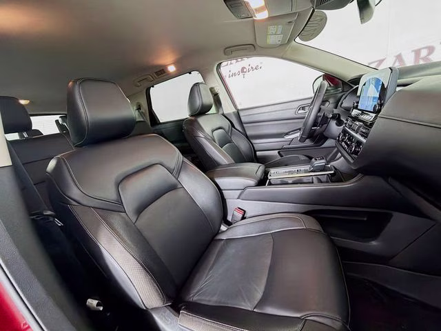 2022 Scarlet Nissan Pathfinder SL FWD SUV