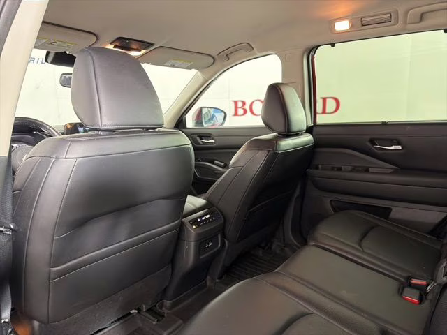 2022 Scarlet Nissan Pathfinder SL FWD SUV