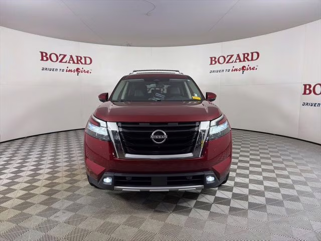 2022 Scarlet Nissan Pathfinder SL FWD SUV