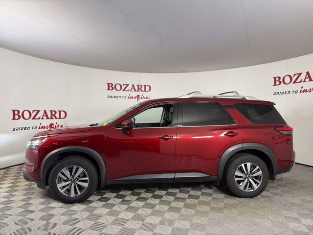 2022 Scarlet Nissan Pathfinder SL FWD SUV