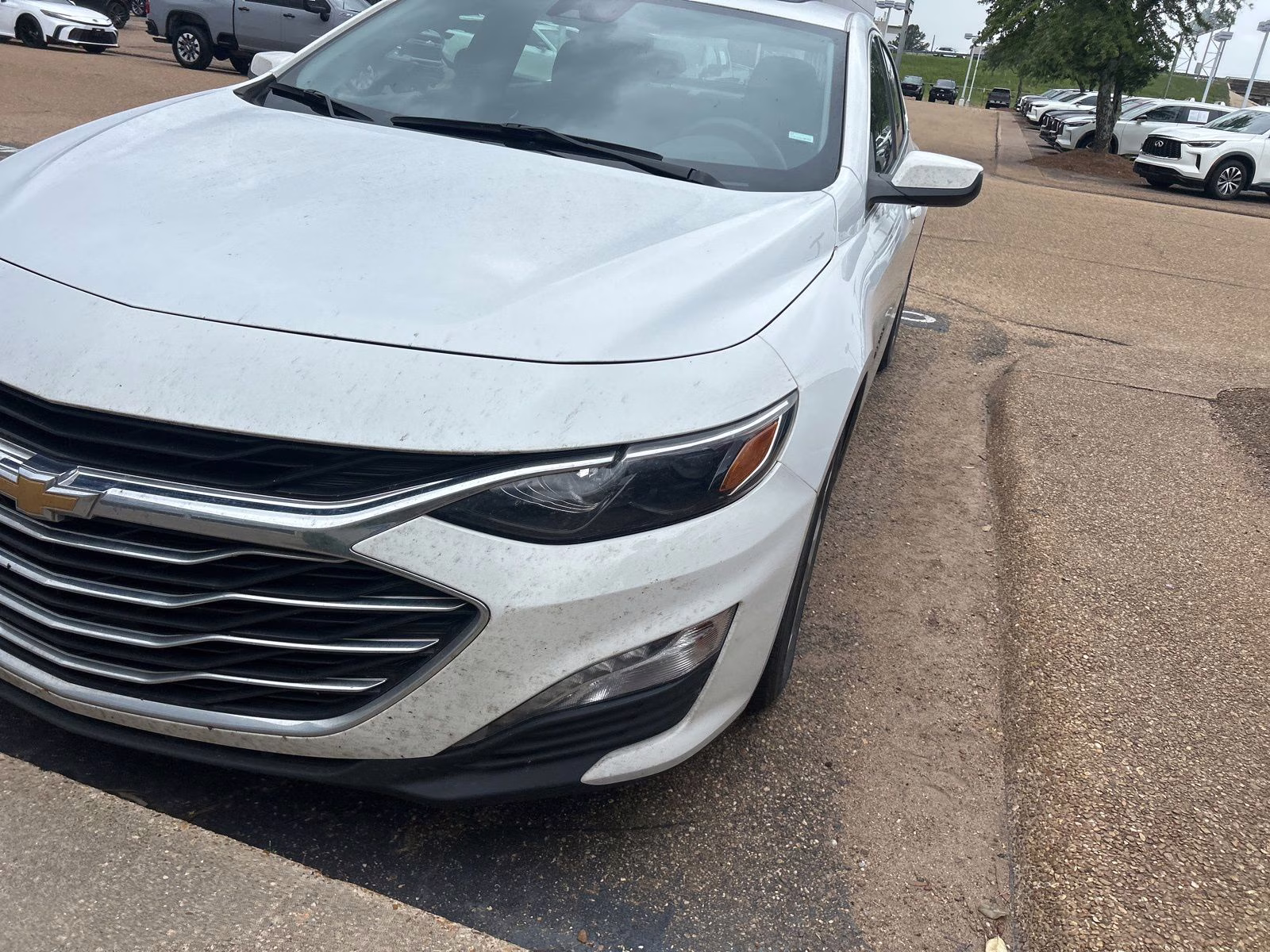 2024 Summit White Chevrolet Malibu LT FWD Sedan