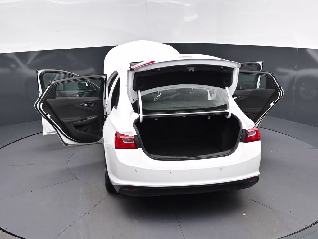 2024 Summit White Chevrolet Malibu LT FWD Sedan