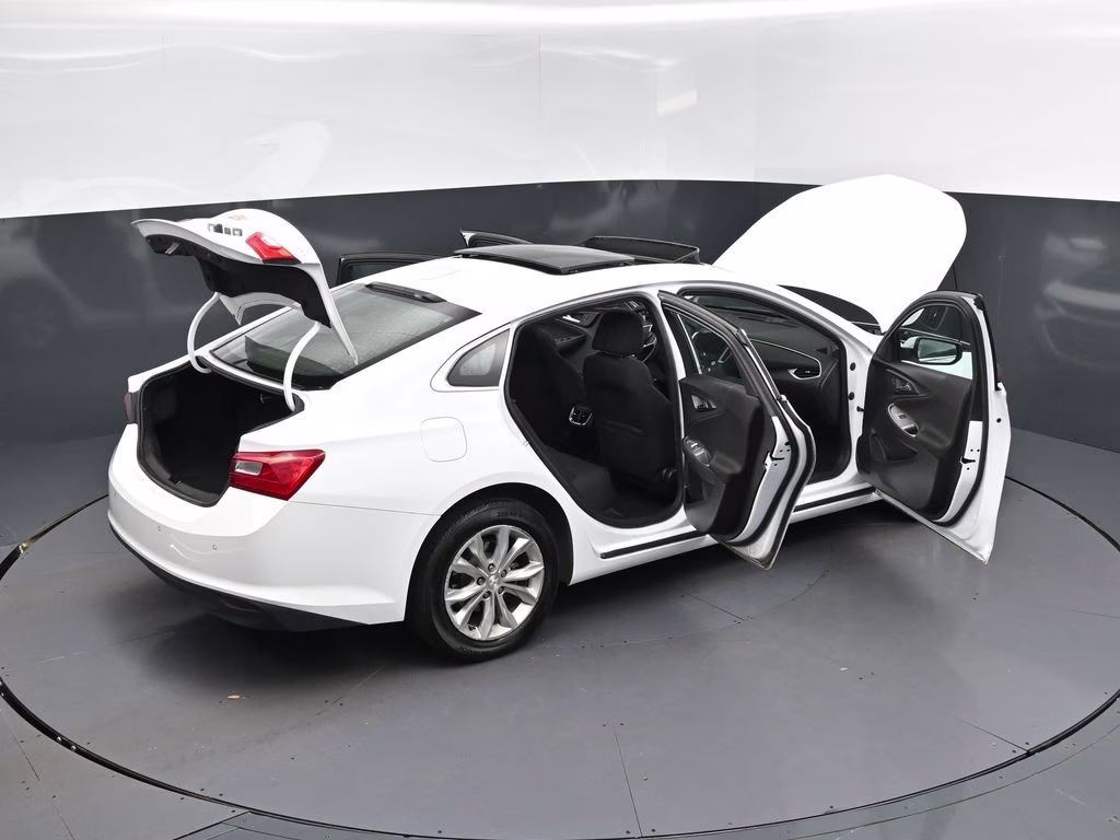 2024 Summit White Chevrolet Malibu LT FWD Sedan