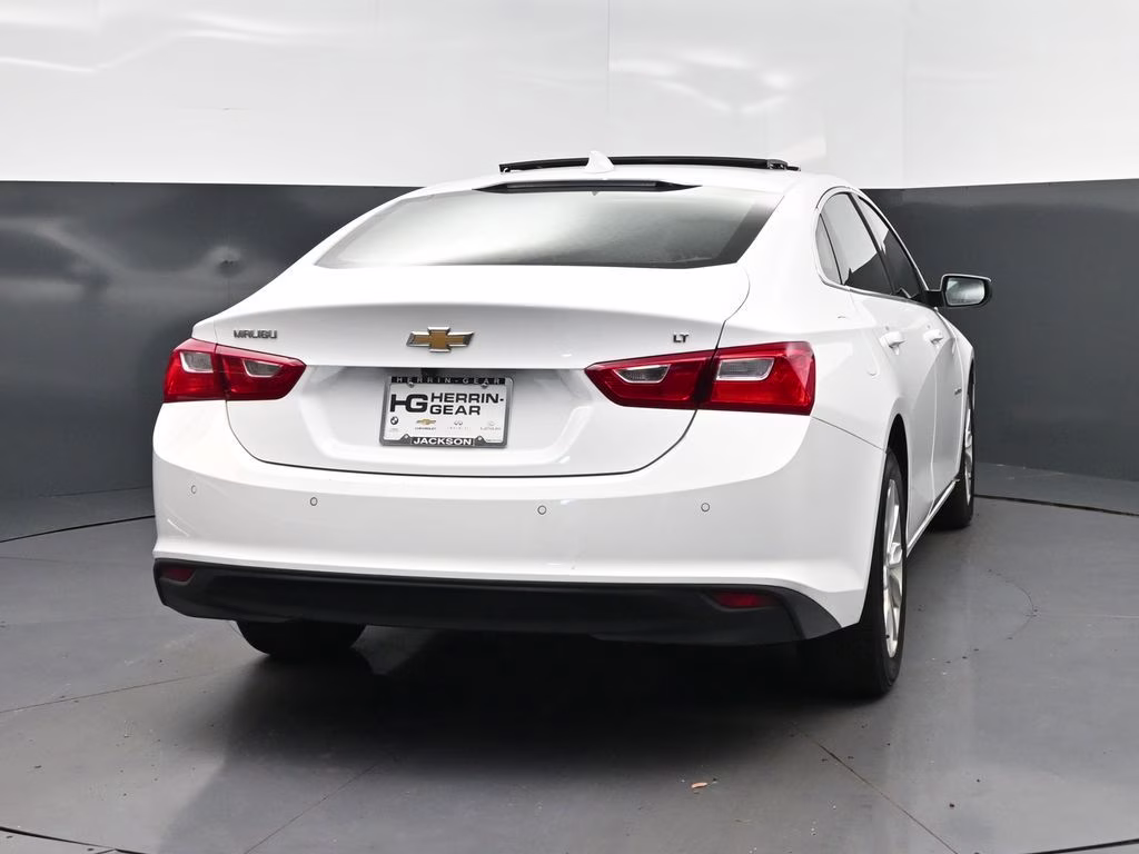 2024 Summit White Chevrolet Malibu LT FWD Sedan