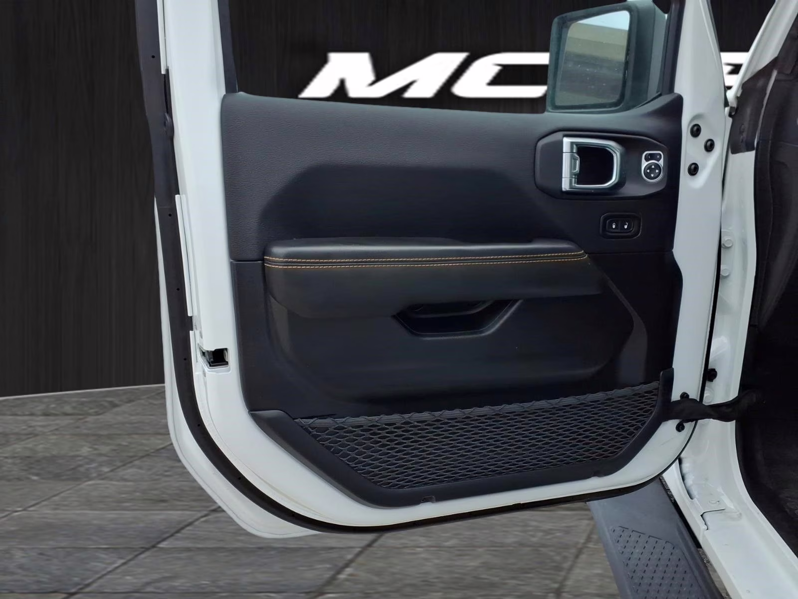 2025 Bright White Clearcoat Jeep Gladiator High Tide 4X4 Truck