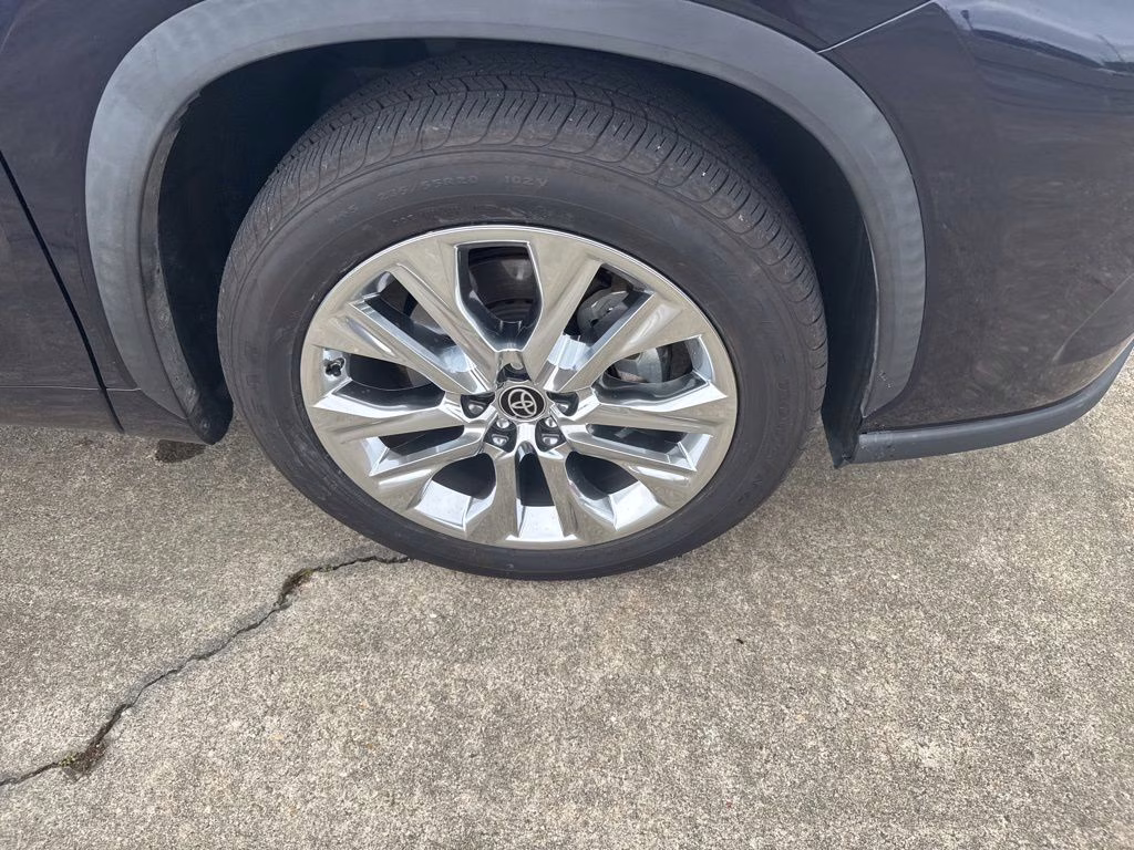 2021 Blueprint Toyota Highlander Limited FWD SUV