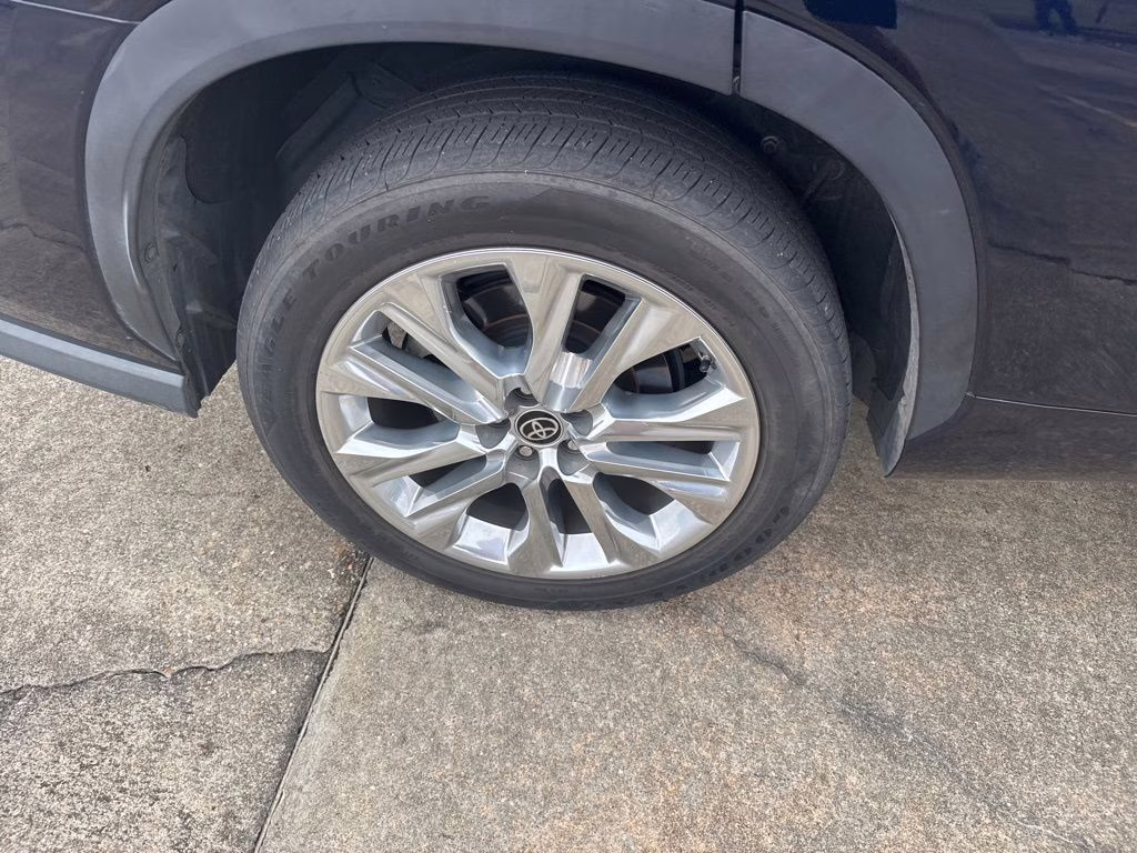 2021 Blueprint Toyota Highlander Limited FWD SUV