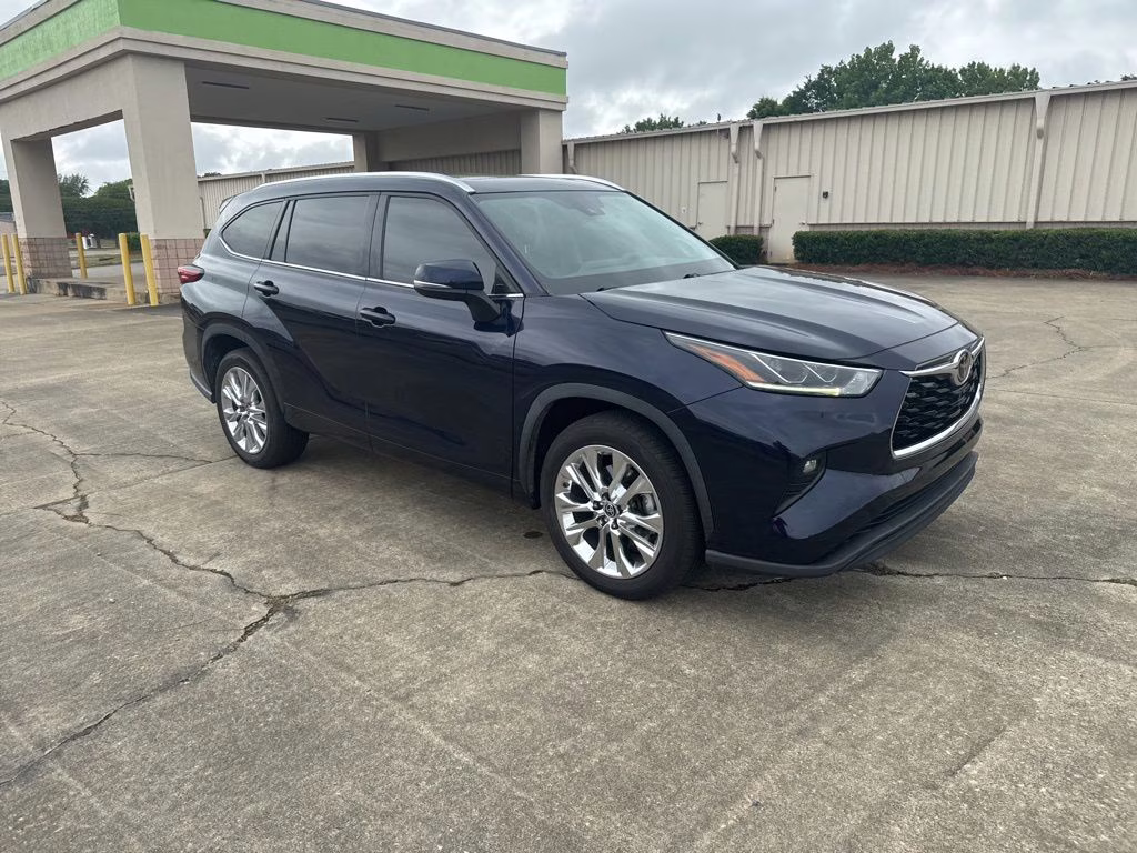2021 Blueprint Toyota Highlander Limited FWD SUV