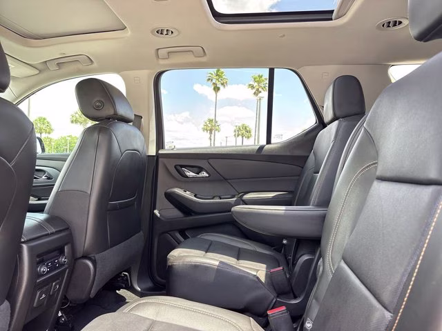 2019 Mosaic Black Metallic Chevrolet Traverse Premier FWD SUV