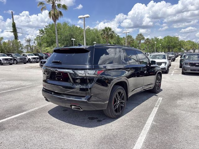 2019 Mosaic Black Metallic Chevrolet Traverse Premier FWD SUV