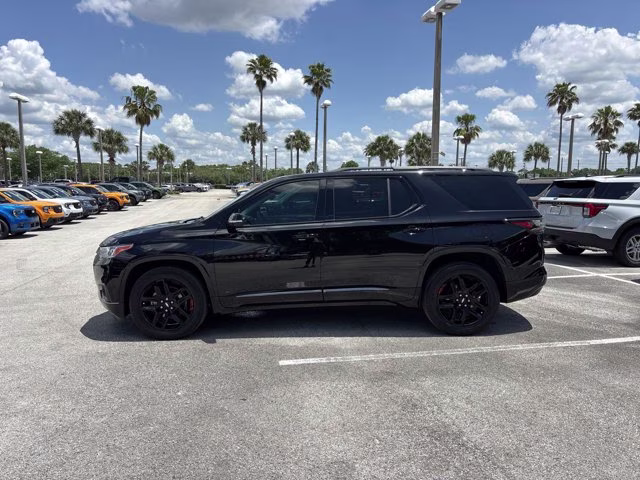2019 Mosaic Black Metallic Chevrolet Traverse Premier FWD SUV
