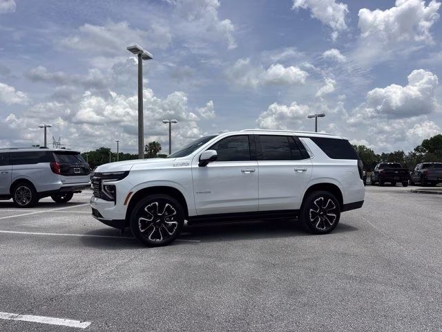 2025 Iridescent Pearl Tricoat Chevrolet Tahoe High Country 4X4 SUV