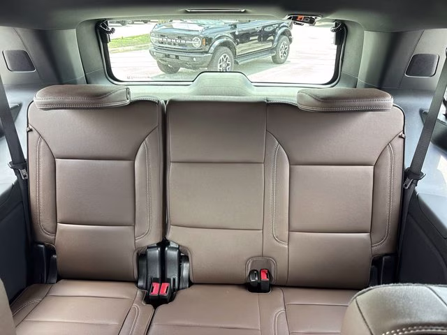 2025 Iridescent Pearl Tricoat Chevrolet Tahoe High Country 4X4 SUV