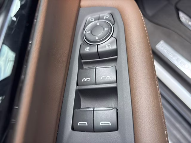 2025 Iridescent Pearl Tricoat Chevrolet Tahoe High Country 4X4 SUV