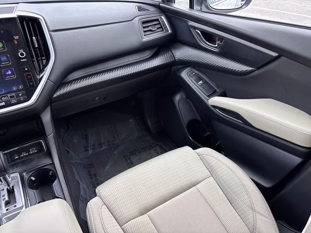 2025 Crystal White Pearl Subaru Ascent Premium AWD SUV