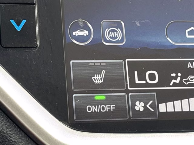 2025 Crystal White Pearl Subaru Ascent Premium AWD SUV