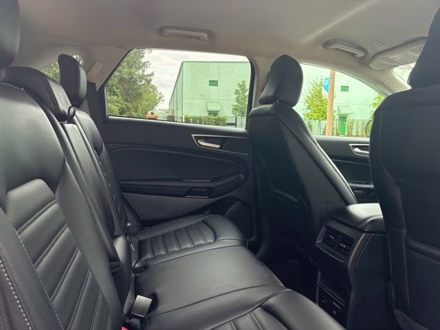 2024 Star White Metallic Tri-Coat Ford Edge SEL AWD SUV
